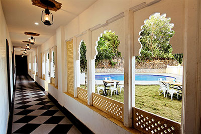 3-star best boutique resort in Udaipur